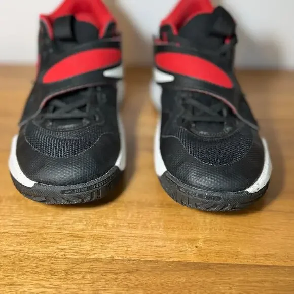 Nike Kids Team Hustle Basketball Sneakers - Picture 6 of 12